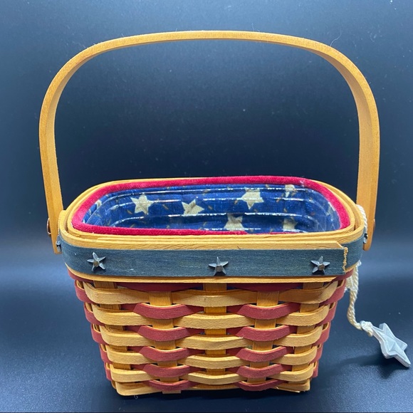 Longaberger Collectors Club 2001 Collectors Edition American Flag Basket Small - Picture 2 of 5